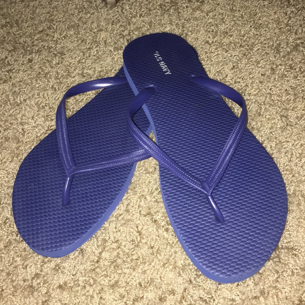 Old Navy Flip Flops Size 9